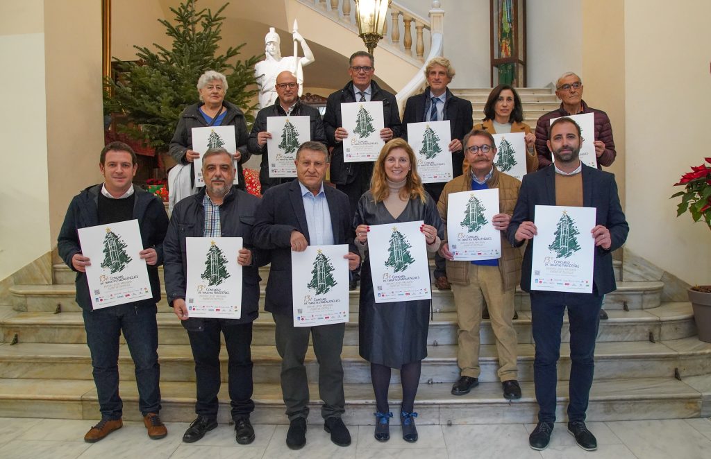 El Ayuntamiento acoge la presentación de los XIII Premios Jesús Medrano-Ciudad de Castelló de tarjetas de Navidad